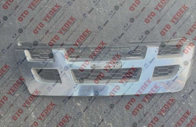 İsuzu Dmax ön panjur